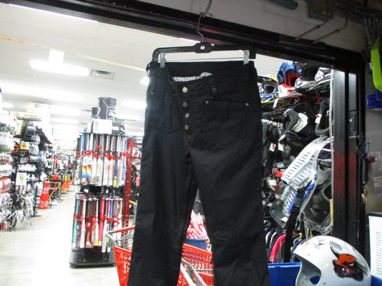 Used burton Size 7 White Collection Dryride Snow Pants