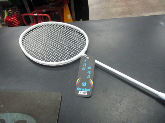 Used Senston X1100 White Badmitton Racquet 26"