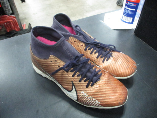 Load image into Gallery viewer, Used Nike Mercurial Soccer Turf Cleats Size 7.5
