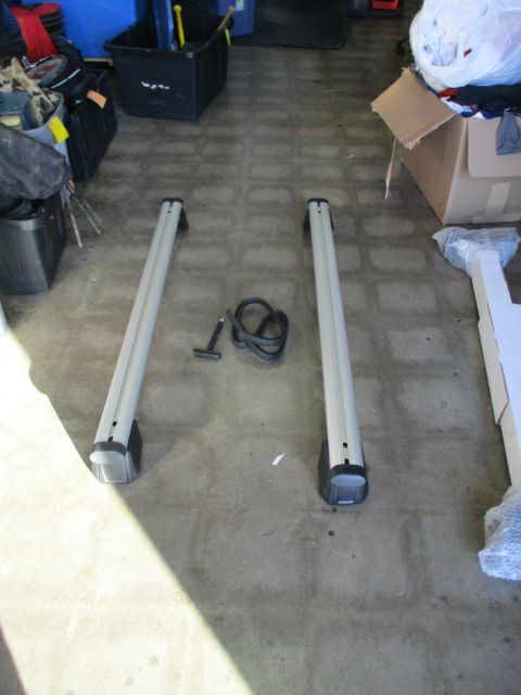 Audi Q5 Car Roof Rack - Like New