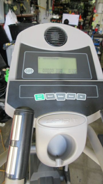 Good Condition Spirit ZE120 Elliptical