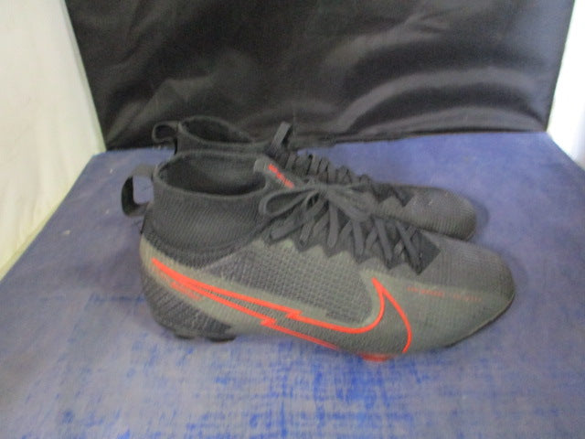 Load image into Gallery viewer, Used Nike Superfly 360 Soccer Cleats Youth Size 4 - worn cleats
