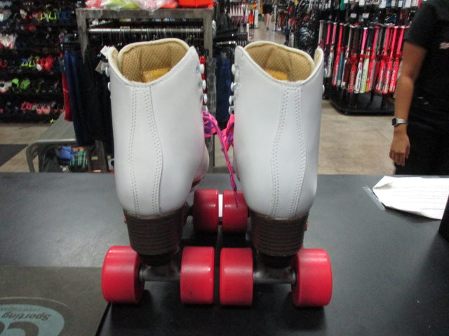 Load image into Gallery viewer, Used Riedell 111 Roller Skates Size 4
