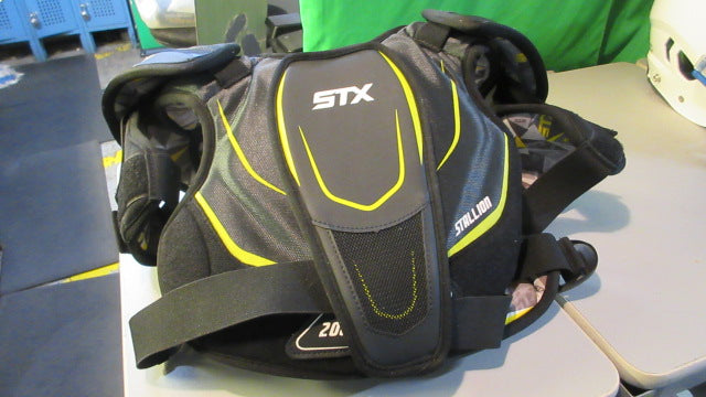 Load image into Gallery viewer, Used STX Stallion 200+ NOCSAE Lacrosse Shoulder Pads Size Large
