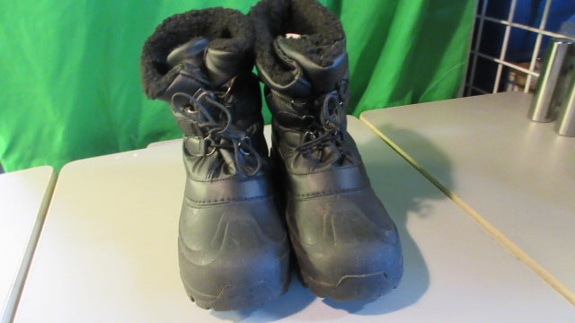 Load image into Gallery viewer, Used Member&#39;s Mark Snow Boots Size 6
