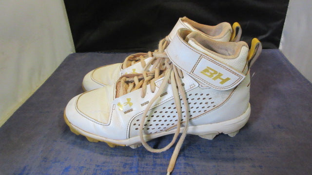 Load image into Gallery viewer, Used Under Armour Bryce Harper Cleats Youth Size 5.5
