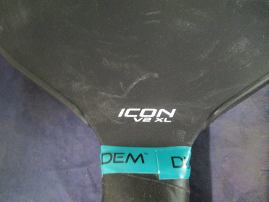 Used Diadem Icon XL V2 Pickleball Paddle - DEMO