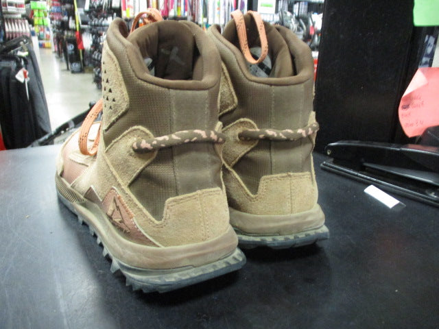 Load image into Gallery viewer, Used Lone Peak Hiker 2 Hiking Shoes Womens Size 10
