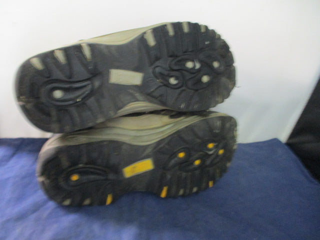 Load image into Gallery viewer, Used Denali Clearwater Hiking Boots Youth Size 6
