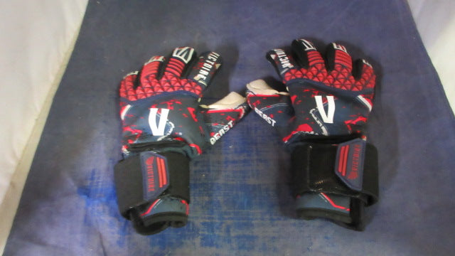 Load image into Gallery viewer, Used Victoire Size 6 Soccer Goalie Soccer Gloves
