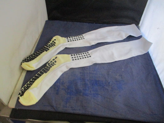 New Anti Slip White Soccer Socks - OSFM