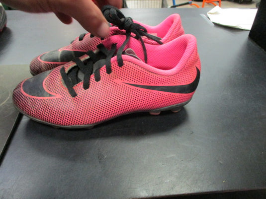 Used Nike Soccer Cleats Size Youth 1.5