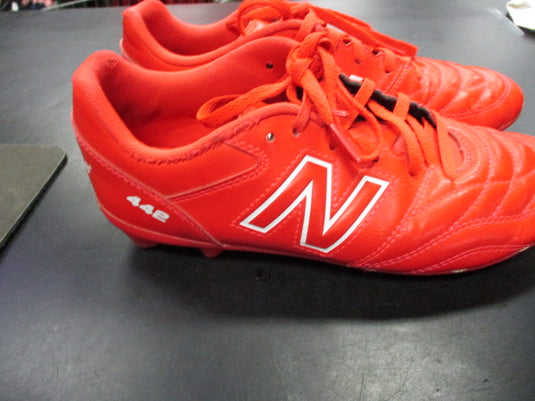 Used New Balance 442 Size 4 Soccer cleats