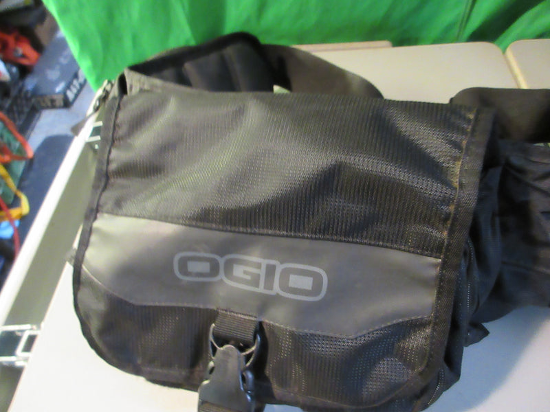 Load image into Gallery viewer, Used Ogio MX 450 Waist Tool Pack
