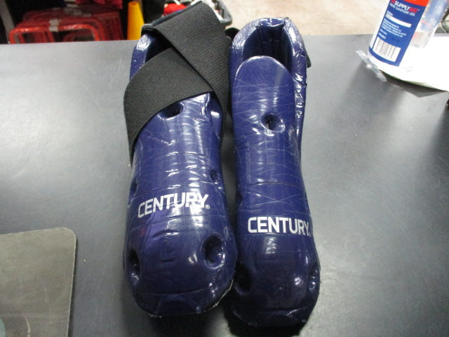 Load image into Gallery viewer, Used Century Size 1/2 Sparring Shoes
