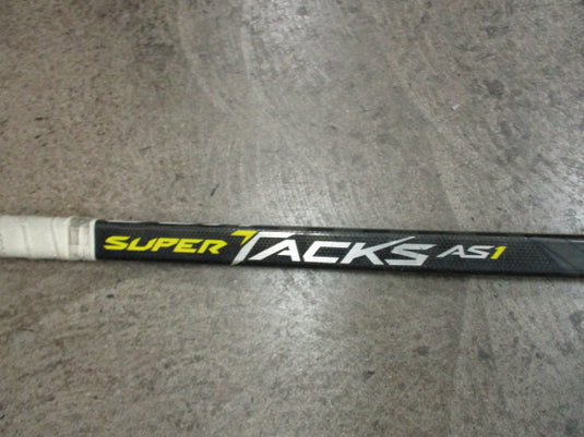 Used CCM Super Tacks AS1 61'' Right Hand Hockey Stick