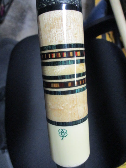 Load image into Gallery viewer, Used McDermott 19 Oz Two Pc. Billiards Pool Cue 4 Leaf Clover W/Case
