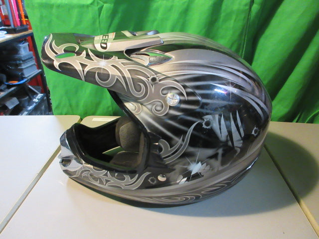 Load image into Gallery viewer, Used Xspeed Zombie Killer Size X-Small Grey Motocross Helmet
