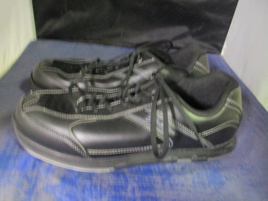 Used Strike Force Size 11 Bowling Shoes