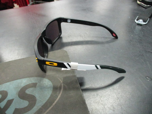 Used Oakley NFL Packers Sunglasses