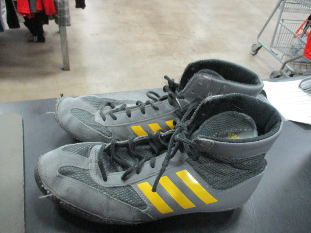 Load image into Gallery viewer, Used Adidas Wrestling Shoes Size 6.5
