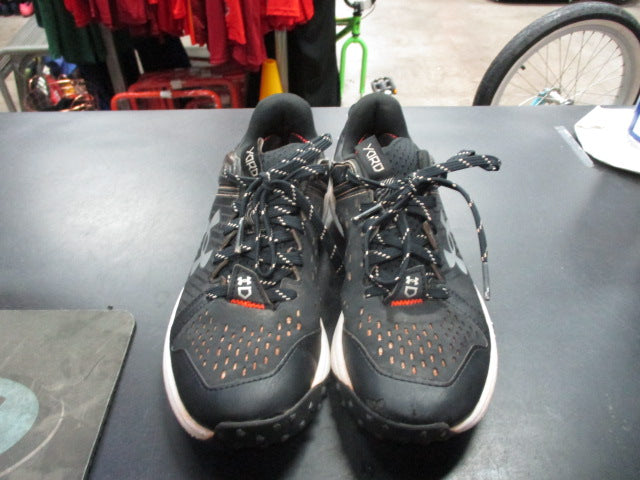 Load image into Gallery viewer, Used Under Armour UA Yard Turf Baseball Shoes Size Youth 4.5
