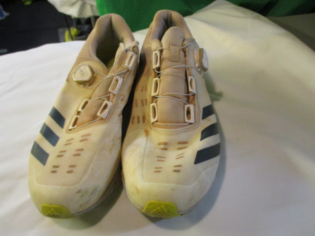 Load image into Gallery viewer, Used Adidas 22YDS Boost Cricket Shoes Size 10.5
