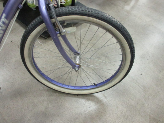 Used Giant Gloss 24" 7-Speed Cruiser