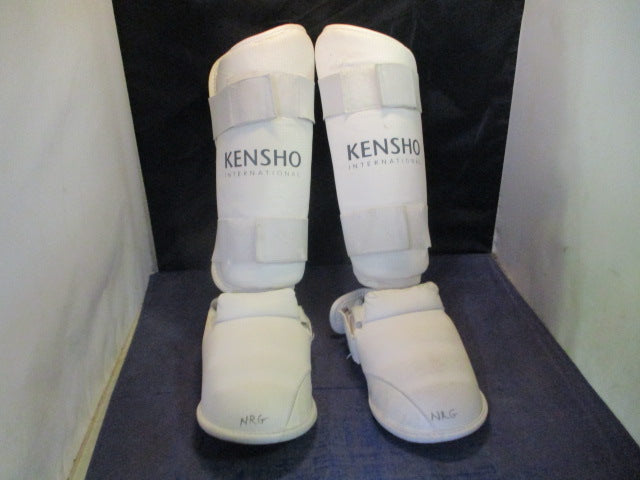 Load image into Gallery viewer, Used Kensho International Shin Guards Adult Size Small
