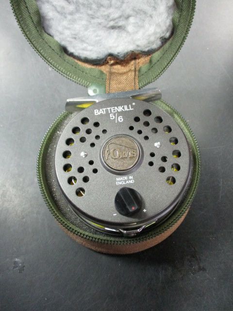 Load image into Gallery viewer, Used Orvis Batten Kill 5/6 Reel 1969-6
