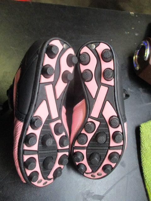 Load image into Gallery viewer, Xara Pink &amp; Black Soccer Cleats Youth Size 10
