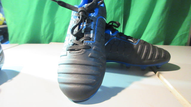 Load image into Gallery viewer, Used Vizari Avalon FG 3 Youth Soccer Outdoor Cleats
