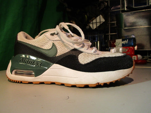 Used Nike Air Max SYSTM Big Kids' Shoes - Size 3.5Y