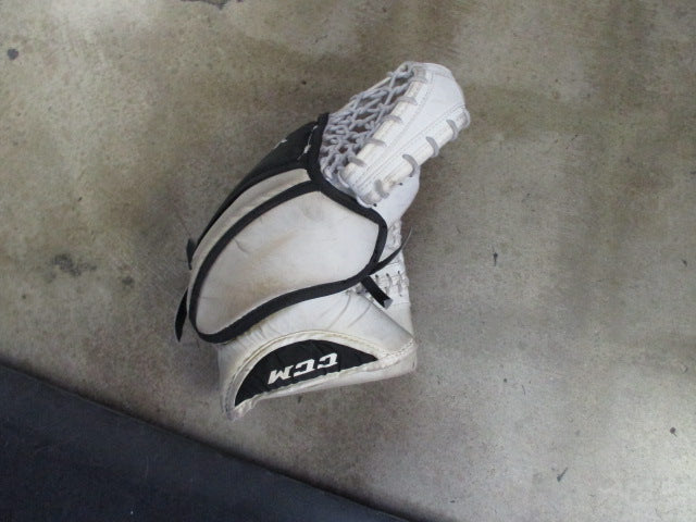 Load image into Gallery viewer, CCM Goalie  Youth Gloves Left Hand Glove
