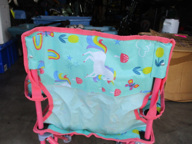 Load image into Gallery viewer, Used CRKT Unicorn Youth Folding Chair w/ Bag - small wear
