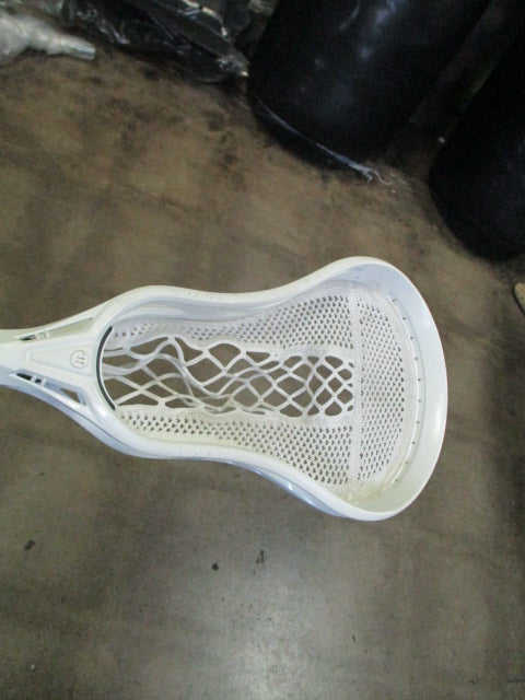 Load image into Gallery viewer, Used ECD Lacrosse Carbon Pro 2.0 Jr. Defense Lacrosse Stick w/ Warrior EVO Warp
