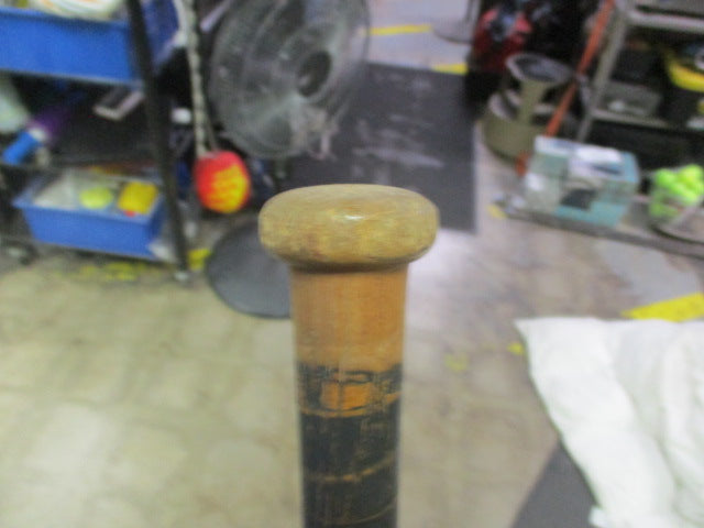 Load image into Gallery viewer, Used Wilson A1526 28&quot; Wood Bat
