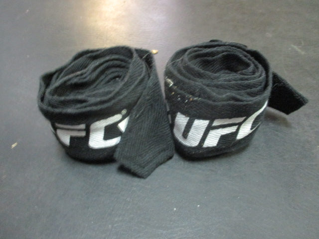 Load image into Gallery viewer, Used UFC Hand Wraps Black
