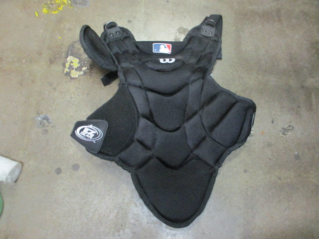 Load image into Gallery viewer, Used Wilson EZ Gear 12&quot; Chest Protector
