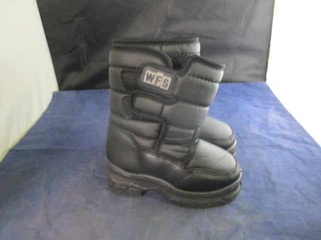 Load image into Gallery viewer, Used WFS Snow Jogger Boots Youth Size 8
