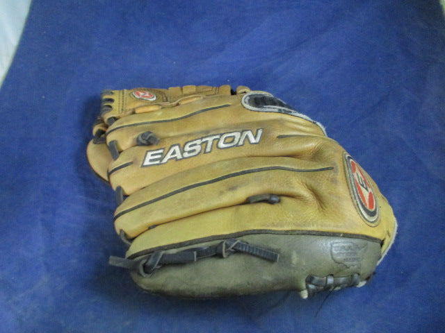 Load image into Gallery viewer, Used Easton Natural Ideal Fit 12&quot; Glove
