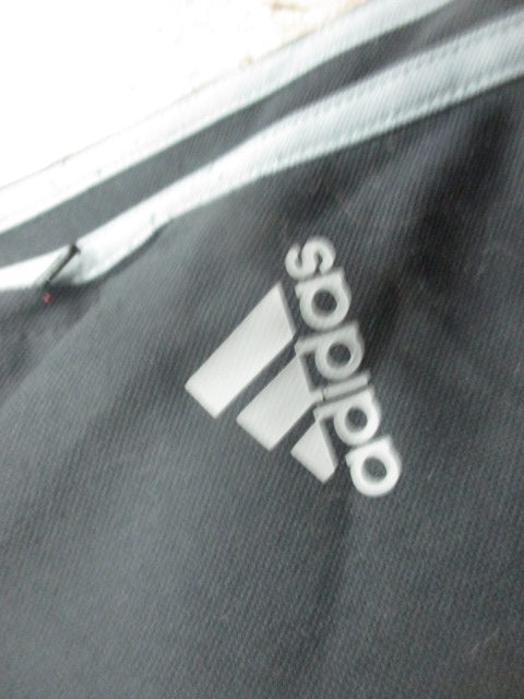 Load image into Gallery viewer, Used Adidas Sweatpants &quot;7&quot; Youth XS  (Small Hole on Knee)
