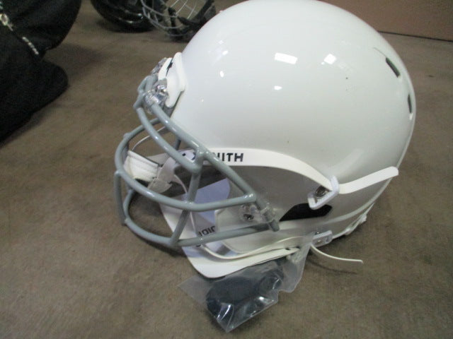 Load image into Gallery viewer, New Xenith X2E+ Varsity White Helmet &amp; Grey XRS-21X Facemask/Standard Fit Small
