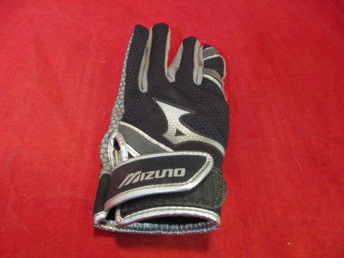 Used Mizuno Batters Glove Size XS Right Hand