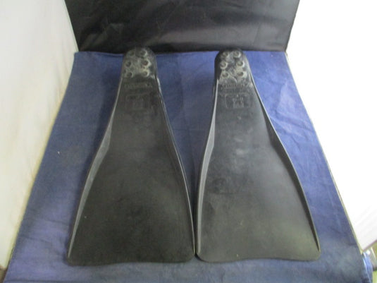 Used Voit 17" Floating Fins Size Medium / 7-9