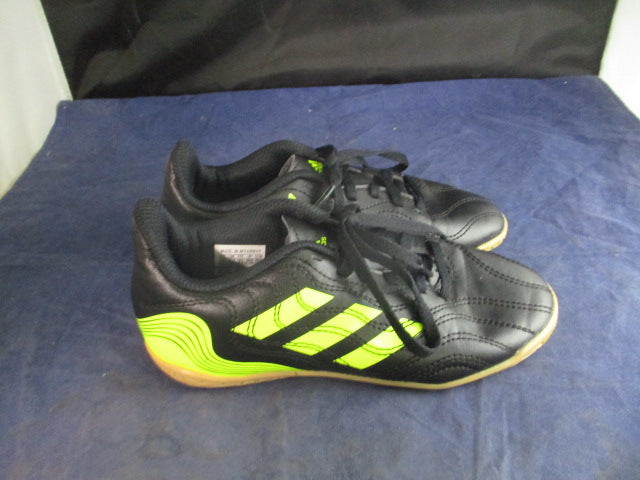 Load image into Gallery viewer, Used Adidas Copa Soccer Turf Cleats Youth Size 13K
