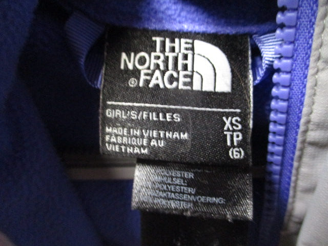 Load image into Gallery viewer, Used The North Face Hyvent Double Layered Jacket Youth Size XS - small hole
