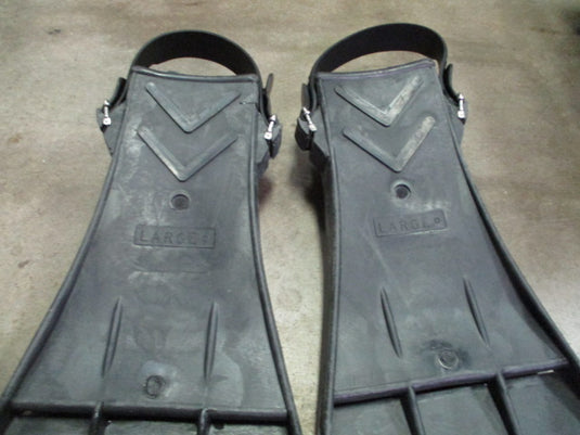 Used Graphite Explorer Dive Fins Size Large