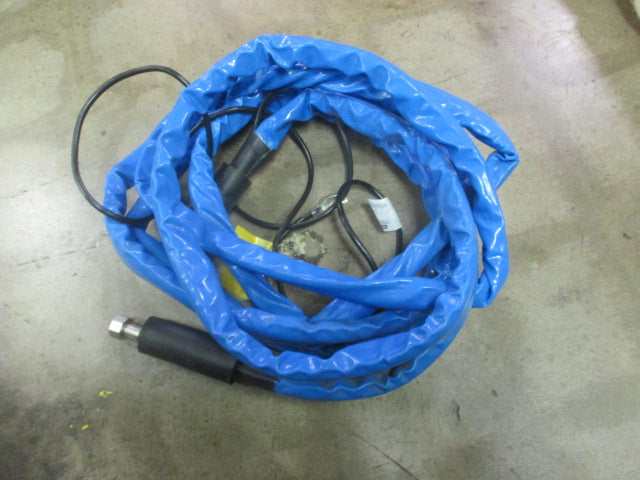 Load image into Gallery viewer, Used Camco 12-Foot Heated Drinking Water Hose - 22911
