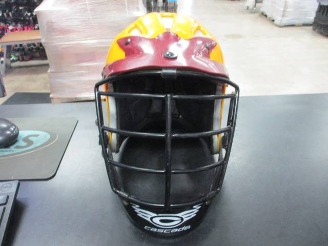 Load image into Gallery viewer, Used Cascade Cpro Lacrosse Helmet
